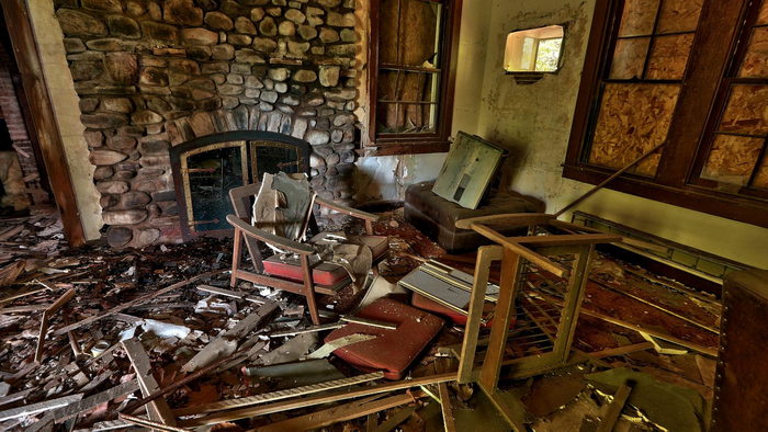 Stricklands Mountain Inn and Cottages - Ruins Photos From Darryl W Moran On Facebook (newer photo)